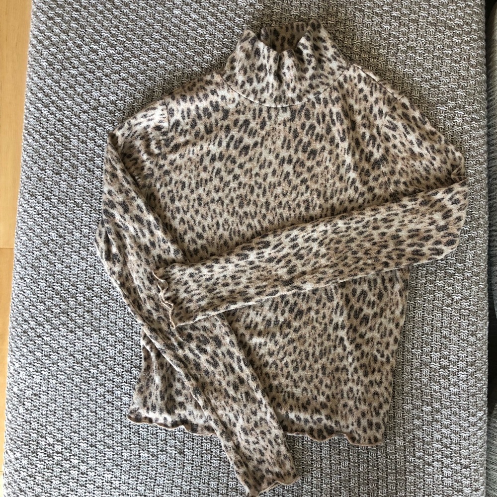 Animal print super soft turtleneck